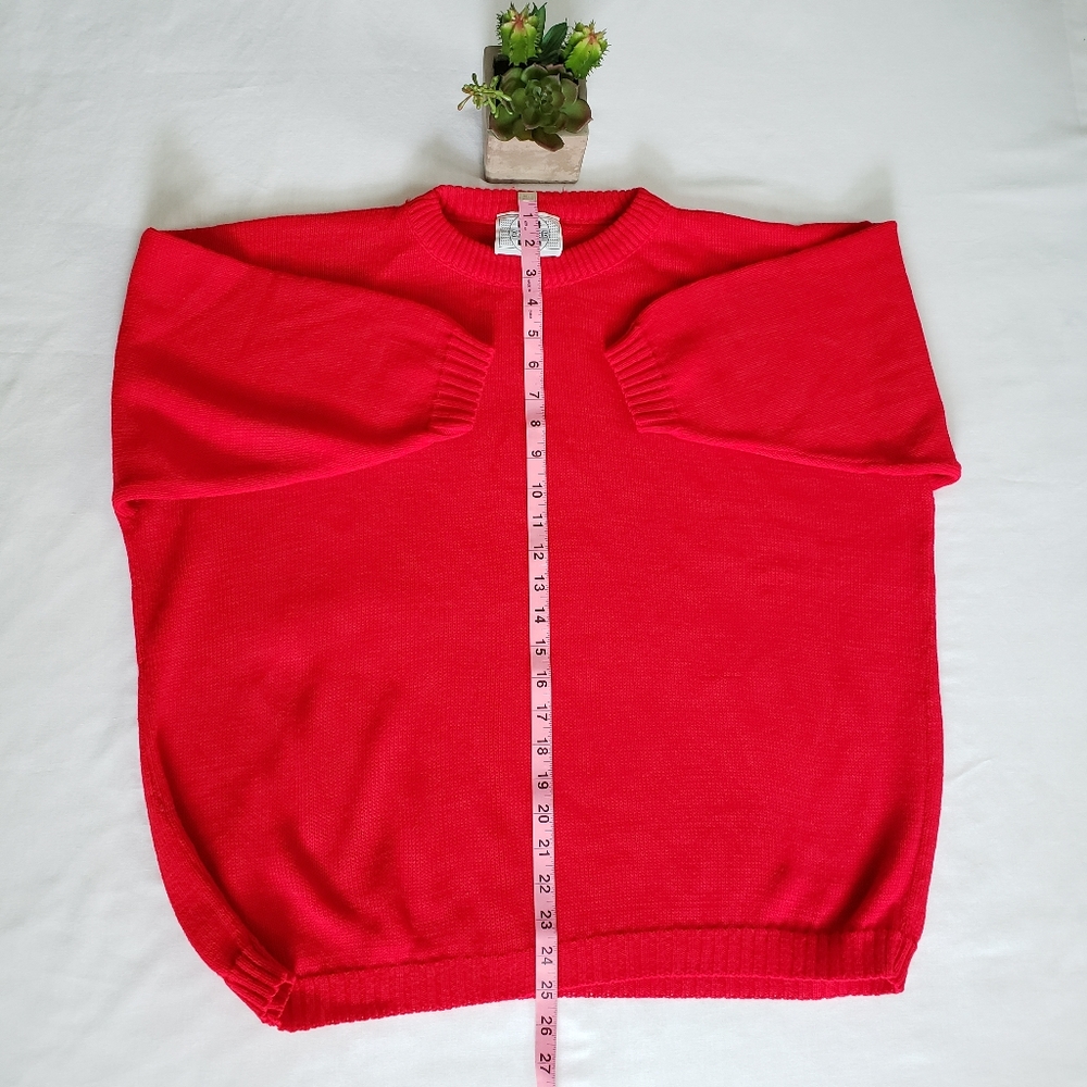 🌻SOLD! Vintage ruby red sweater🌻 - Picture 2 of 3